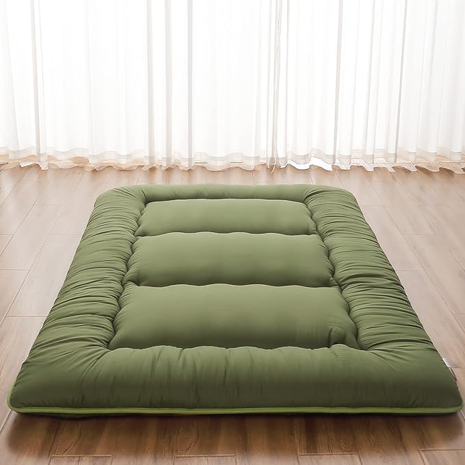 Japanese Floor Mattress, Futon Mattress with Portable Storage Bag and Washable Cover, Roll Up Thick Tatami Mat Suitable for Camping, Guest Room, Green, Twin