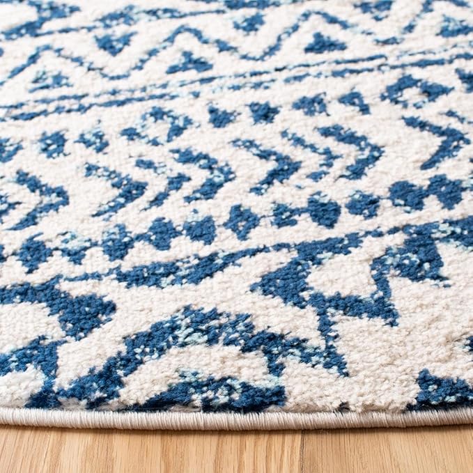 SAFAVIEH Tulum Collection Area Rug - 5' Round, Ivory & Navy, Moroccan Boho Tribal Design, Non-Shedding & Easy to Clean, Ideal for Living Room, Bedroom, Dining Space (TUL272D)