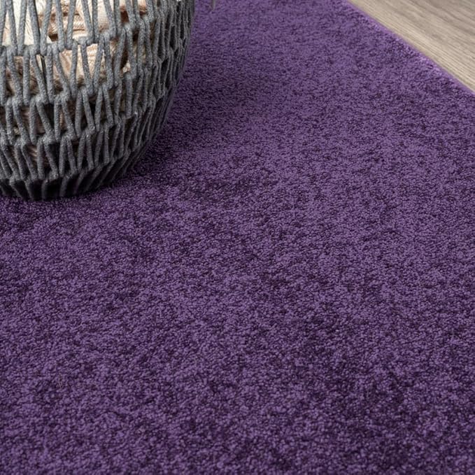 JONATHAN Y Haze Solid Low-Pile Purple 5' Round Indoor Area Rug, Coastal,Bohemian,Minimalist,Classic, Easy-Cleaning for Living Room,Bedroom,Kitchen,Pet Friendly,Non-Shedding (SEU100N-5R)