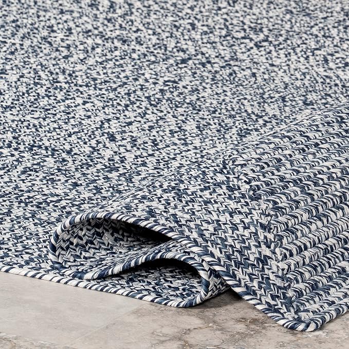 nuLOOM 3' x 5' Solid Hand Braided Indoor/Outdoor Area Rug, Pet-Friendly, High Traffic, Weather Resistant, for Patio, Balcony, Bedroom, Living, Dining Room, Wynn Navy