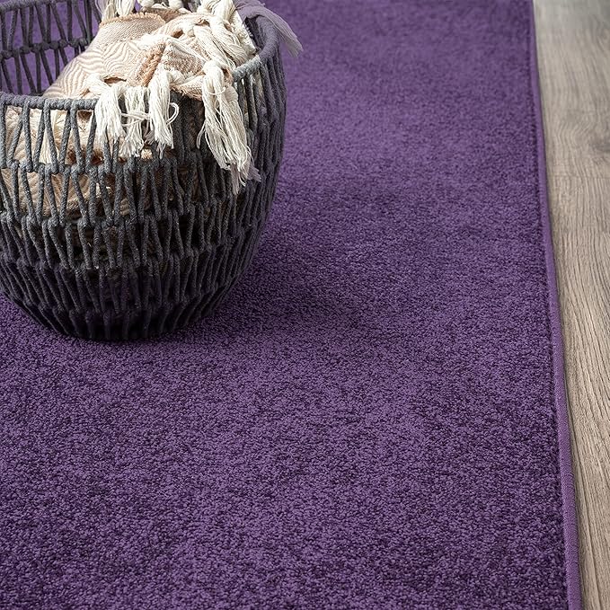 JONATHAN Y Haze Solid Low-Pile Purple 4' Round Indoor Area Rug, Coastal,Bohemian,Minimalist,Classic, Easy-Cleaning for Living Room,Bedroom,Kitchen,Pet Friendly,Non-Shedding (SEU100N-4R)