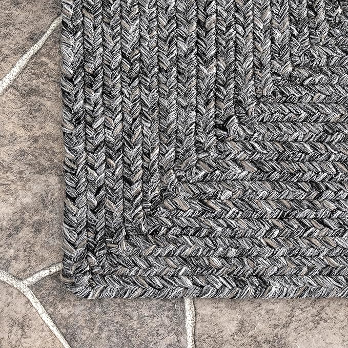 nuLOOM Oval 3' x 5' Solid Hand Braided Indoor/Outdoor Area Rug, Pet-Friendly, High Traffic, Weather Resistant, for Patio, Balcony, Bedroom, Living, Dining Room, Wynn Charcoal