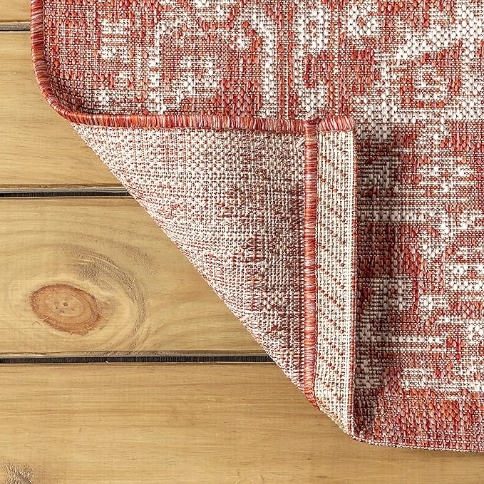 JONATHAN Y Boho Medallion Indoor Outdoor Round Area Rug 6 Ft Red/Taupe, Malta Textured Weave for Backyard, Patio, Porch, Easy-Cleaning, High Traffic, Pet-Friendly, Non-Shedding (SMB104A-6R)