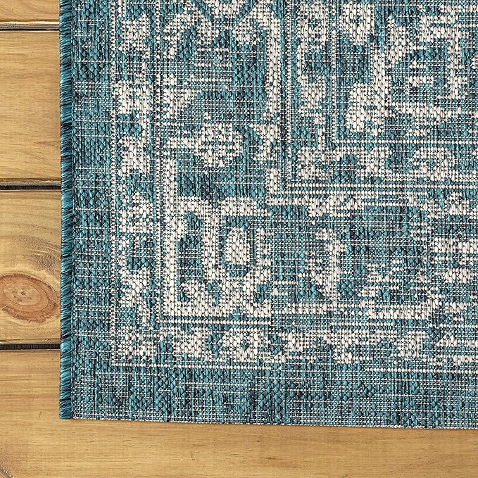 JONATHAN Y Boho Medallion Indoor Outdoor Round Area Rug 5 Ft Teal/Gray, Malta Textured Weave for Backyard, Patio, Porch, Easy-Cleaning, High Traffic, Pet-Friendly, Non-Shedding (SMB104B-5R)