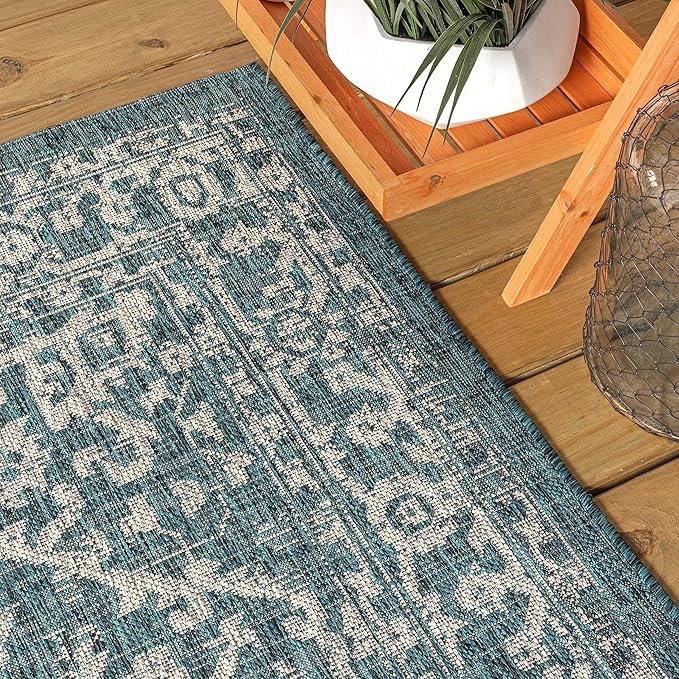 JONATHAN Y Boho Medallion Indoor Outdoor Area Rug 4X6 Teal/Gray, Malta Textured Weave for Backyard, Patio, Porch, Easy-Cleaning, High Traffic, Pet-Friendly, Non-Shedding (SMB104B-4)