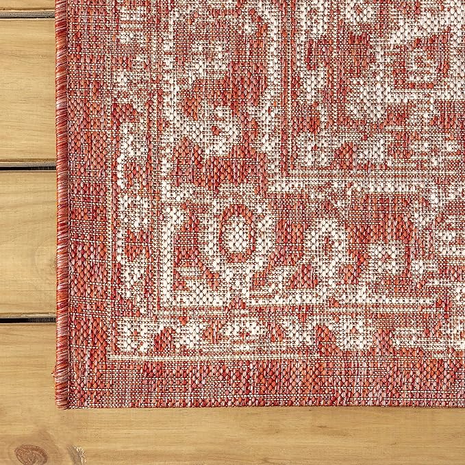 JONATHAN Y Boho Medallion Indoor Outdoor Square Area Rug 4X4 Red/Taupe, Malta Textured Weave for Backyard, Patio, Porch, Easy-Cleaning, High Traffic, Pet-Friendly, Non-Shedding (SMB104A-4SQ)
